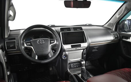 Toyota Land Cruiser Prado 150 рестайлинг 2, 2018 год, 5 050 000 рублей, 21 фотография