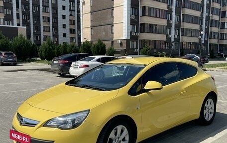 Opel Astra J, 2014 год, 1 149 999 рублей, 3 фотография