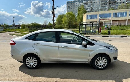 Ford Fiesta, 2015 год, 820 000 рублей, 3 фотография