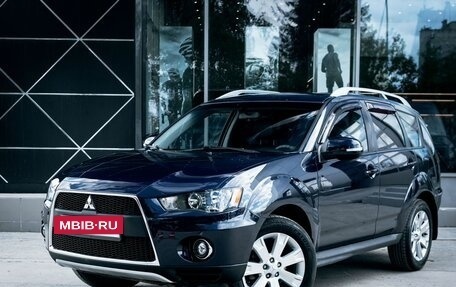 Mitsubishi Outlander III рестайлинг 3, 2010 год, 1 470 000 рублей, 12 фотография