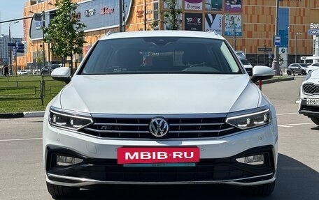 Volkswagen Passat B8 рестайлинг, 2020 год, 3 350 000 рублей, 5 фотография