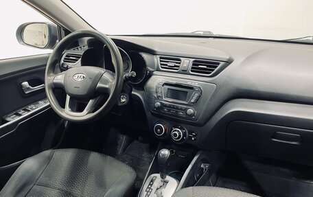 KIA Rio III рестайлинг, 2011 год, 899 000 рублей, 13 фотография