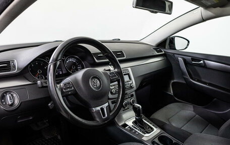 Volkswagen Passat B7, 2012 год, 999 000 рублей, 11 фотография