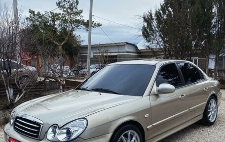 Hyundai Sonata IV рестайлинг, 2005 год, 650 000 рублей, 1 фотография