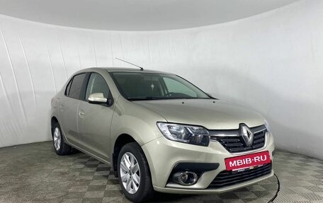 Renault Logan II, 2018 год, 830 000 рублей, 3 фотография