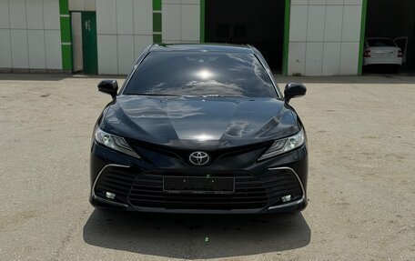 Toyota Camry, 2021 год, 4 330 000 рублей, 2 фотография