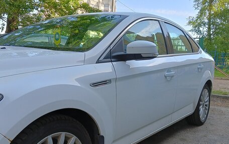 Ford Mondeo IV, 2010 год, 870 000 рублей, 2 фотография