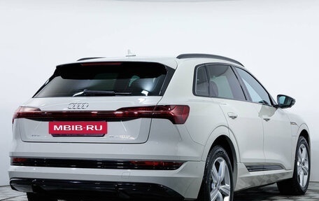 Audi e-tron I, 2021 год, 4 922 000 рублей, 5 фотография