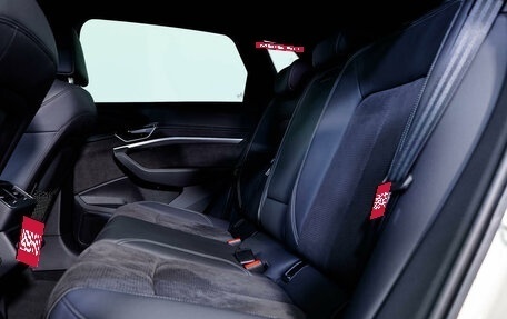 Audi e-tron I, 2021 год, 4 922 000 рублей, 15 фотография