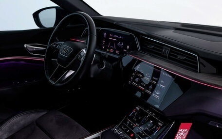 Audi e-tron I, 2021 год, 4 922 000 рублей, 23 фотография