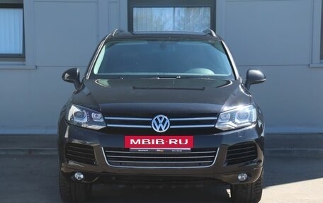 Volkswagen Touareg III, 2012 год, 1 450 000 рублей, 2 фотография