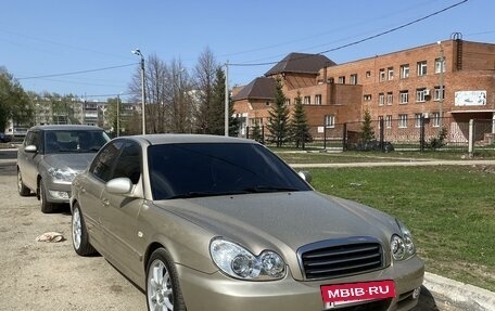 Hyundai Sonata IV рестайлинг, 2005 год, 650 000 рублей, 3 фотография