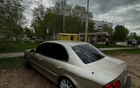 Hyundai Sonata IV рестайлинг, 2005 год, 650 000 рублей, 2 фотография