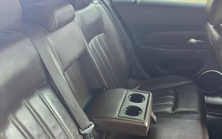 Chevrolet Cruze II, 2013 год, 730 000 рублей, 9 фотография