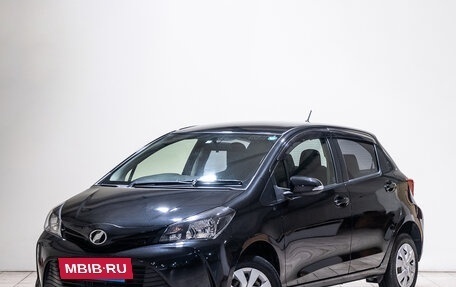 Toyota Vitz, 2016 год, 999 000 рублей, 2 фотография
