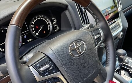 Toyota Land Cruiser 200, 2020 год, 11 700 000 рублей, 13 фотография