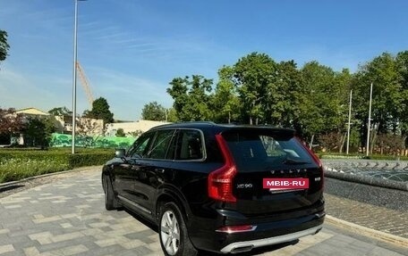 Volvo XC90 II рестайлинг, 2017 год, 3 550 000 рублей, 9 фотография