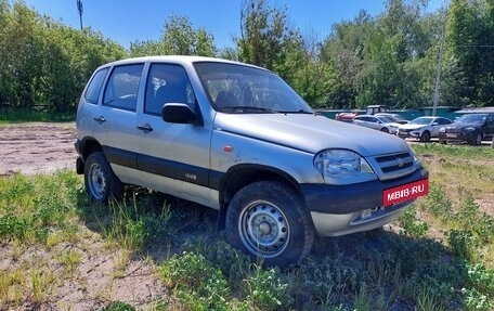 Chevrolet Niva I рестайлинг, 2006 год, 305 000 рублей, 2 фотография