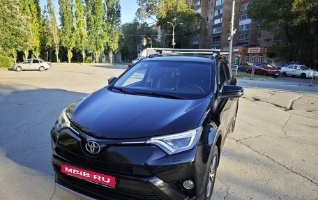 Toyota RAV4, 2019 год, 3 300 000 рублей, 2 фотография