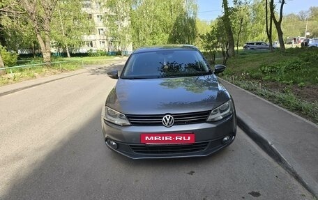 Volkswagen Jetta VI, 2014 год, 1 320 000 рублей, 3 фотография