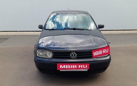 Volkswagen Golf IV, 2000 год, 400 000 рублей, 2 фотография