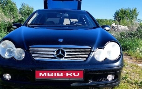 Mercedes-Benz C-Класс, 2002 год, 680 000 рублей, 8 фотография