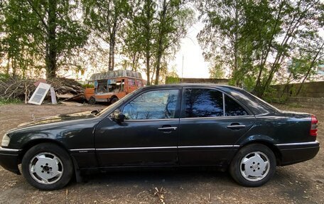 Mercedes-Benz C-Класс, 1994 год, 220 000 рублей, 4 фотография