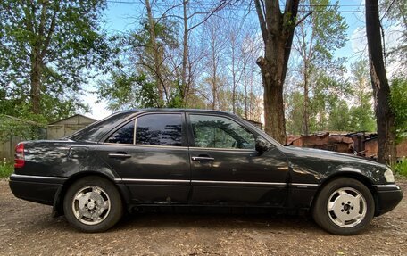 Mercedes-Benz C-Класс, 1994 год, 220 000 рублей, 5 фотография