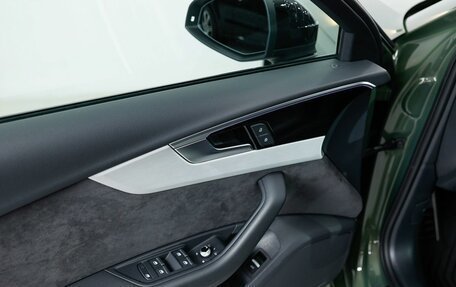 Audi A4, 2021 год, 4 190 000 рублей, 8 фотография