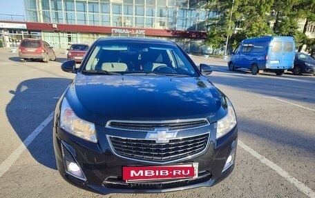 Chevrolet Cruze II, 2013 год, 980 000 рублей, 4 фотография
