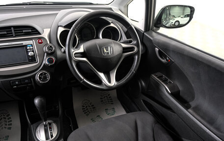 Honda Fit III, 2010 год, 949 000 рублей, 9 фотография