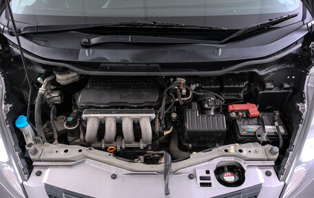Honda Fit III, 2010 год, 949 000 рублей, 17 фотография
