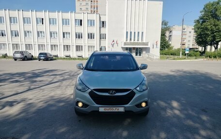 Hyundai ix35 I рестайлинг, 2010 год, 1 050 000 рублей, 2 фотография