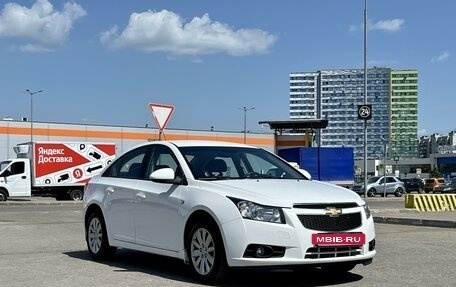 Chevrolet Cruze II, 2011 год, 1 070 000 рублей, 3 фотография