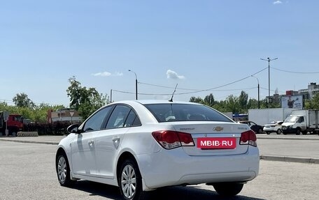 Chevrolet Cruze II, 2011 год, 1 070 000 рублей, 7 фотография