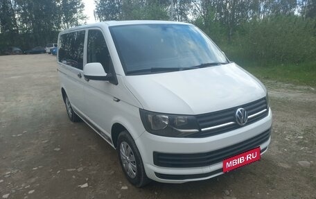 Volkswagen Caravelle T6 рестайлинг, 2016 год, 1 999 999 рублей, 3 фотография