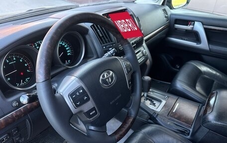 Toyota Land Cruiser 200, 2010 год, 3 750 000 рублей, 13 фотография