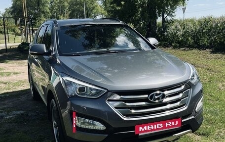 Hyundai Santa Fe III рестайлинг, 2014 год, 2 300 000 рублей, 4 фотография