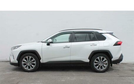 Toyota RAV4, 2021 год, 4 280 000 рублей, 8 фотография