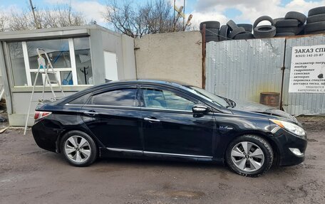 Hyundai Sonata VI, 2011 год, 965 000 рублей, 2 фотография