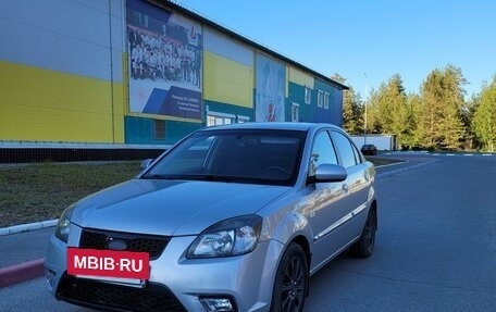 KIA Rio II, 2009 год, 670 000 рублей, 2 фотография