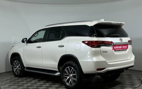 Toyota Fortuner II, 2019 год, 3 770 000 рублей, 7 фотография