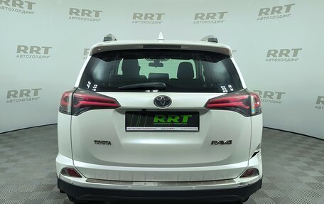 Toyota RAV4, 2017 год, 2 199 000 рублей, 7 фотография