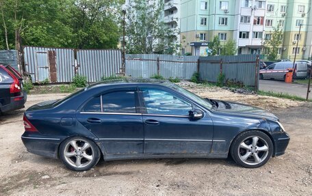 Mercedes-Benz C-Класс, 2003 год, 470 000 рублей, 2 фотография