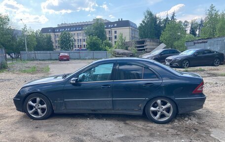 Mercedes-Benz C-Класс, 2003 год, 470 000 рублей, 4 фотография