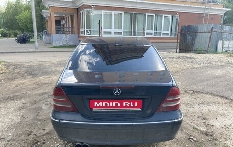 Mercedes-Benz C-Класс, 2003 год, 470 000 рублей, 3 фотография