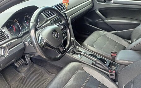Volkswagen Passat B8 рестайлинг, 2018 год, 1 750 000 рублей, 6 фотография
