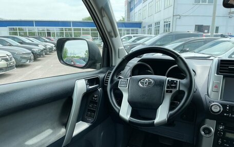 Toyota Land Cruiser Prado 150 рестайлинг 2, 2012 год, 2 750 000 рублей, 21 фотография