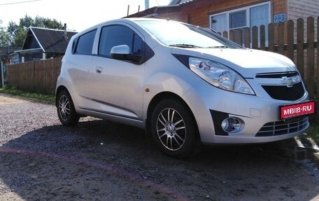 Chevrolet Spark III, 2011 год, 550 000 рублей, 1 фотография