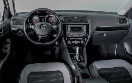 Volkswagen Jetta VI, 2015 год, 1 584 000 рублей, 6 фотография